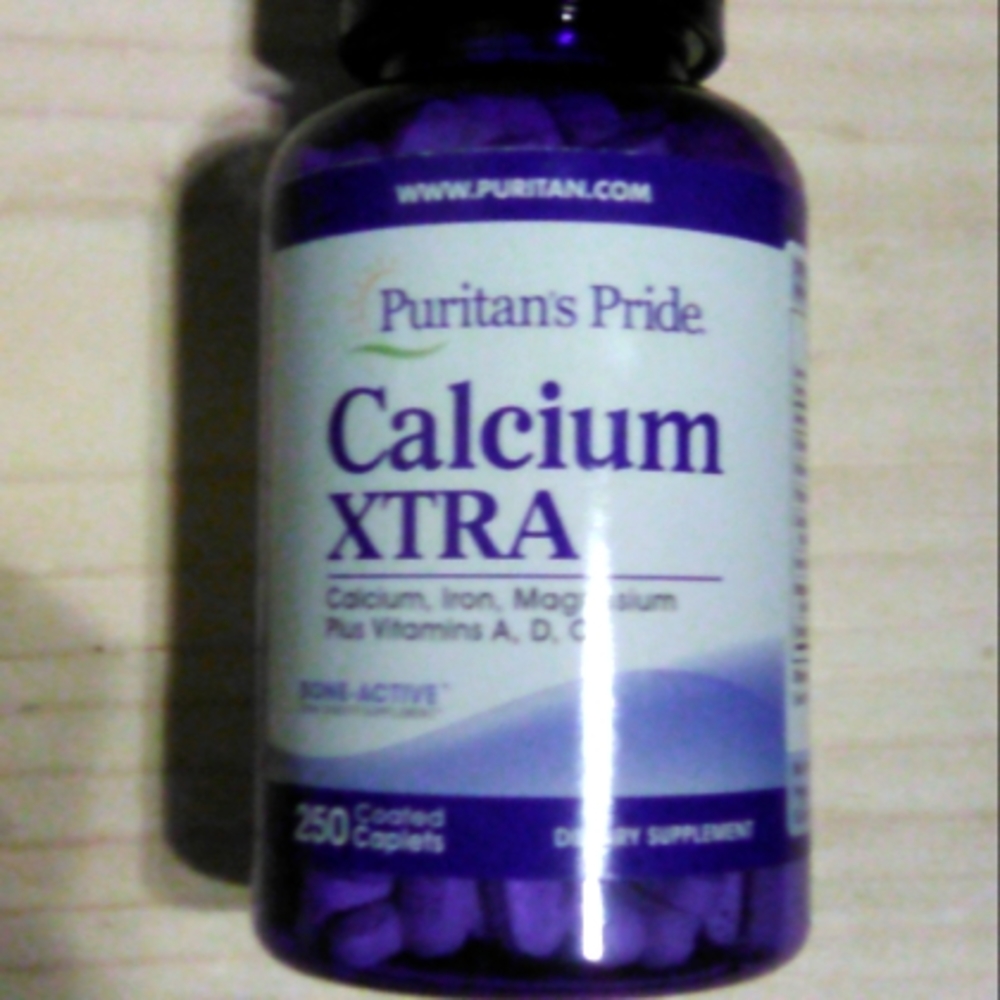 NIB Puritan's Pride Calcium Xtra iron &,magnesiun A,D,C